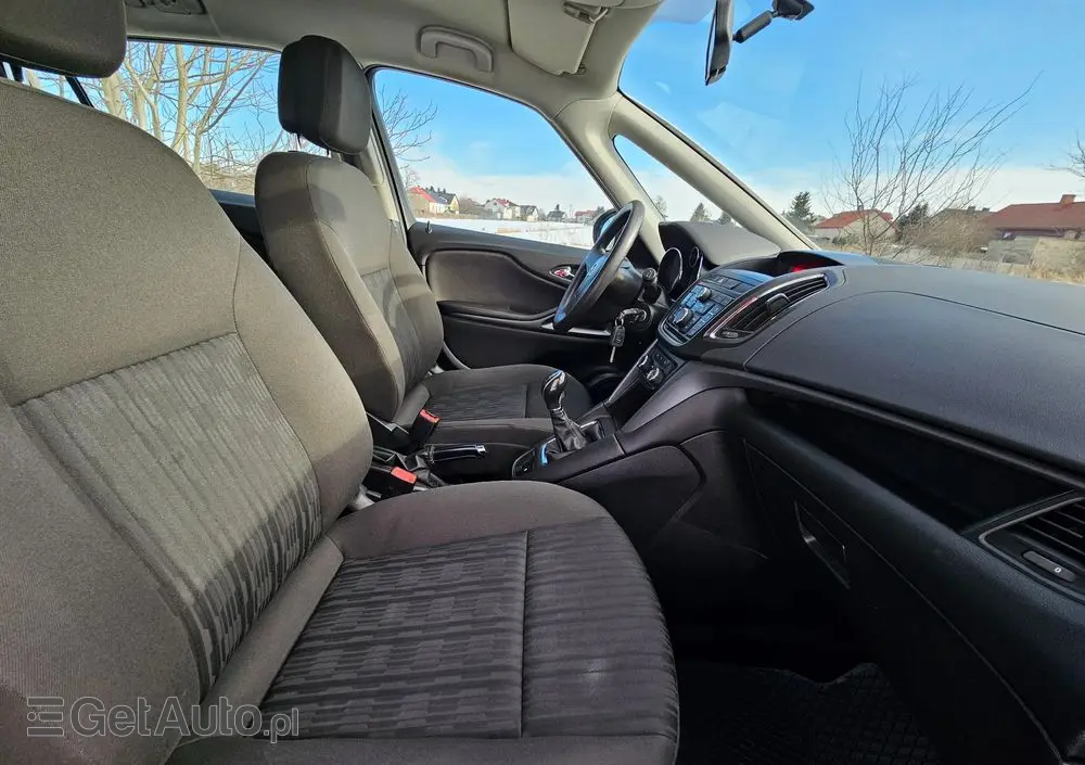 OPEL Zafira Tourer 1.8 Edition