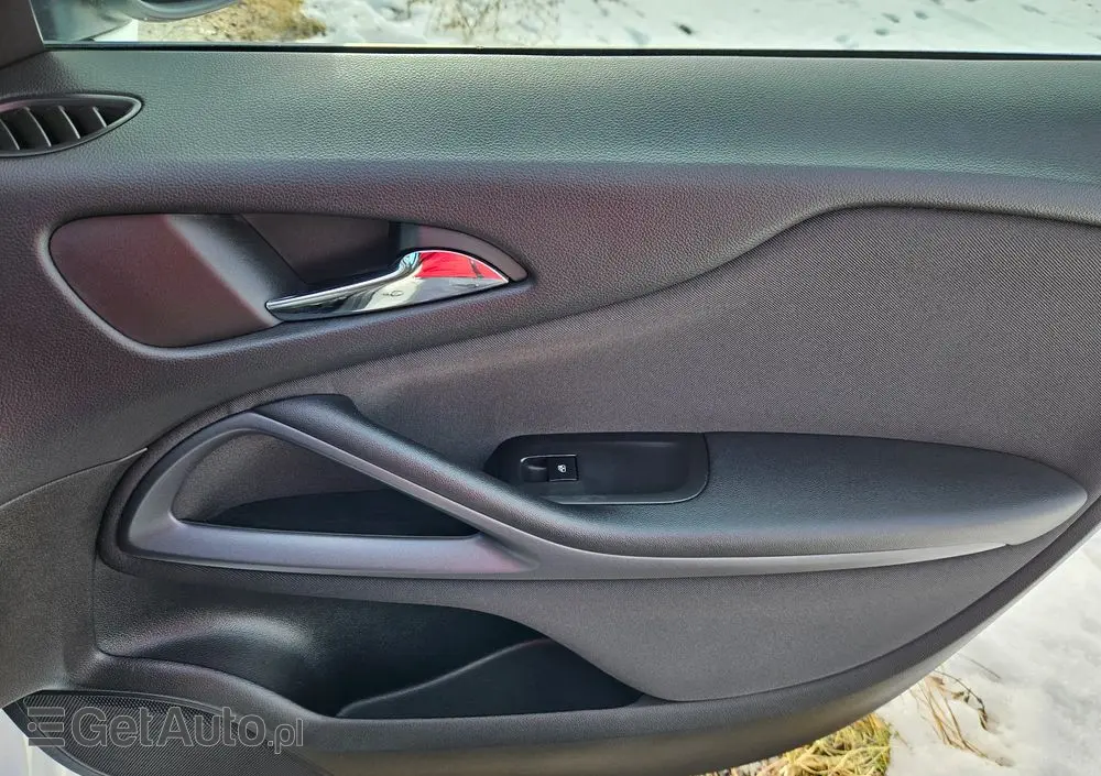 OPEL Zafira Tourer 1.8 Edition