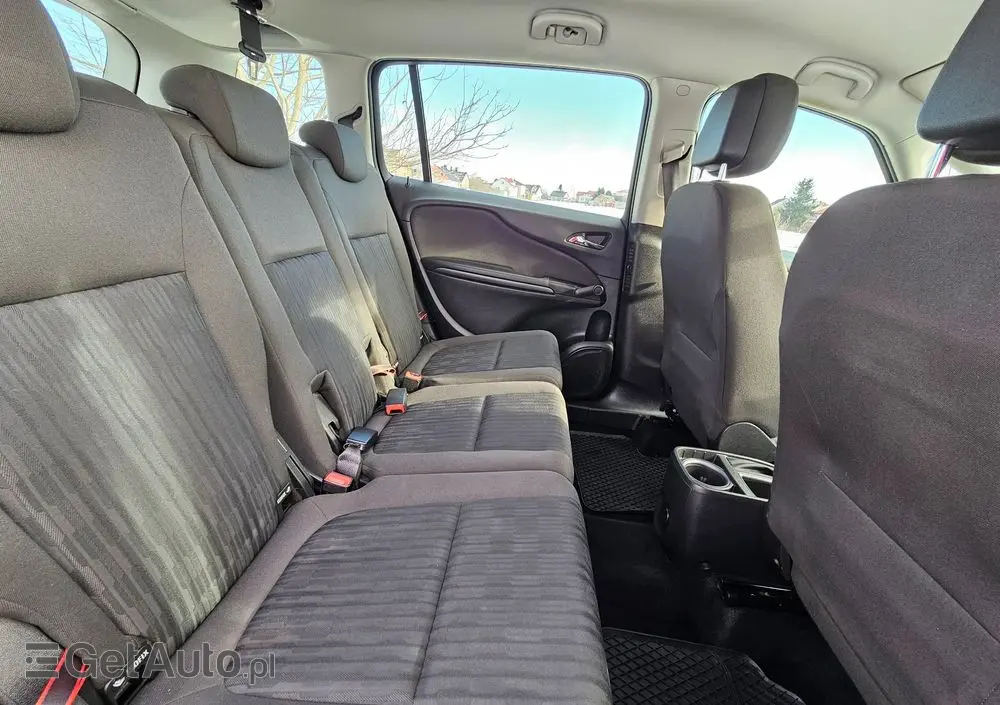 OPEL Zafira Tourer 1.8 Edition