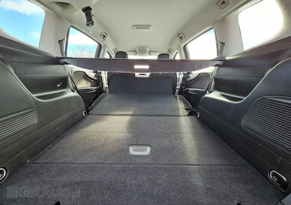 OPEL Zafira Tourer 1.8 Edition