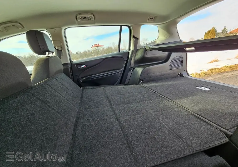 OPEL Zafira Tourer 1.8 Edition