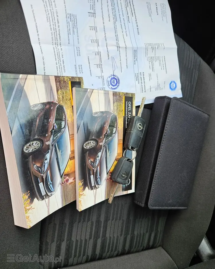 OPEL Zafira Tourer 1.8 Edition