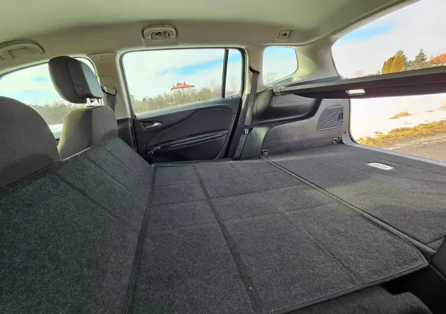 OPEL Zafira Tourer 1.8 Edition