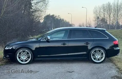 AUDI S4 