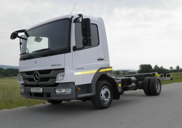 MERCEDES-BENZ ATEGO 1018 RAMA LAWETA NAJAZD POD ZABUDOWĘ STAN IDEALNY SALON POLSKA I-WŁAŚCICIEL 2012R MAŁY PRZEBIEG 