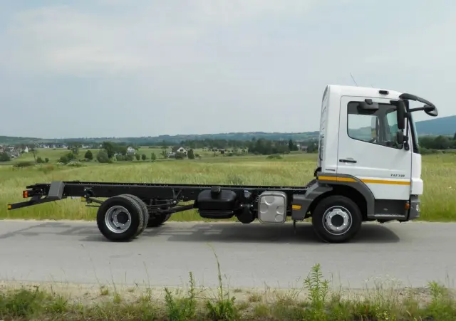 MERCEDES-BENZ ATEGO 1018 RAMA LAWETA NAJAZD POD ZABUDOWĘ STAN IDEALNY SALON POLSKA I-WŁAŚCICIEL 2012R MAŁY PRZEBIEG 