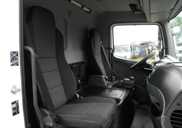 MERCEDES-BENZ ATEGO 1018 RAMA LAWETA NAJAZD POD ZABUDOWĘ STAN IDEALNY SALON POLSKA I-WŁAŚCICIEL 2012R MAŁY PRZEBIEG 