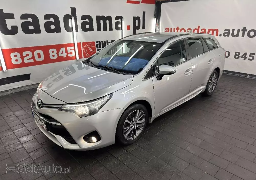 TOYOTA Avensis 