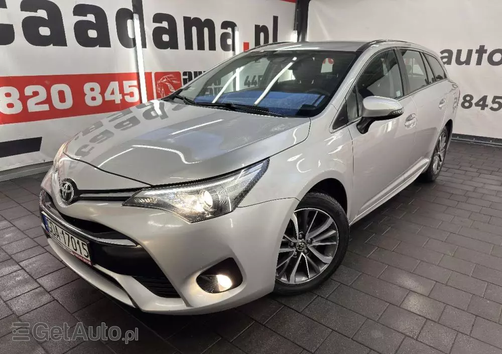TOYOTA Avensis 
