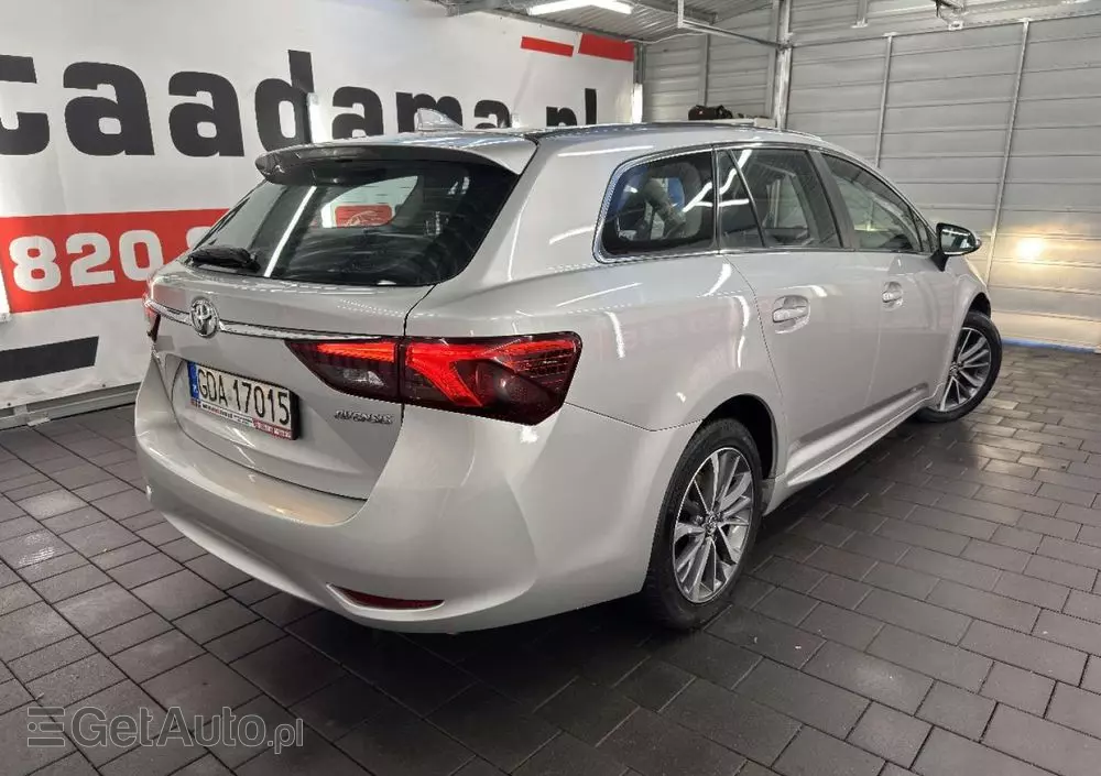 TOYOTA Avensis 