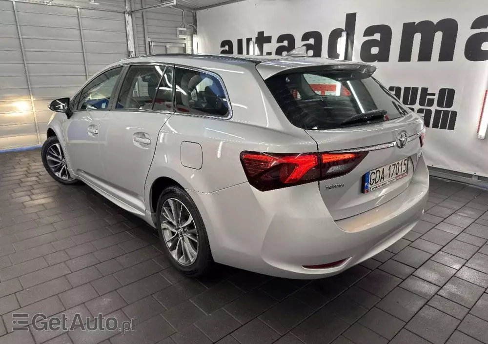 TOYOTA Avensis 