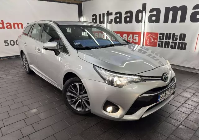 TOYOTA Avensis 