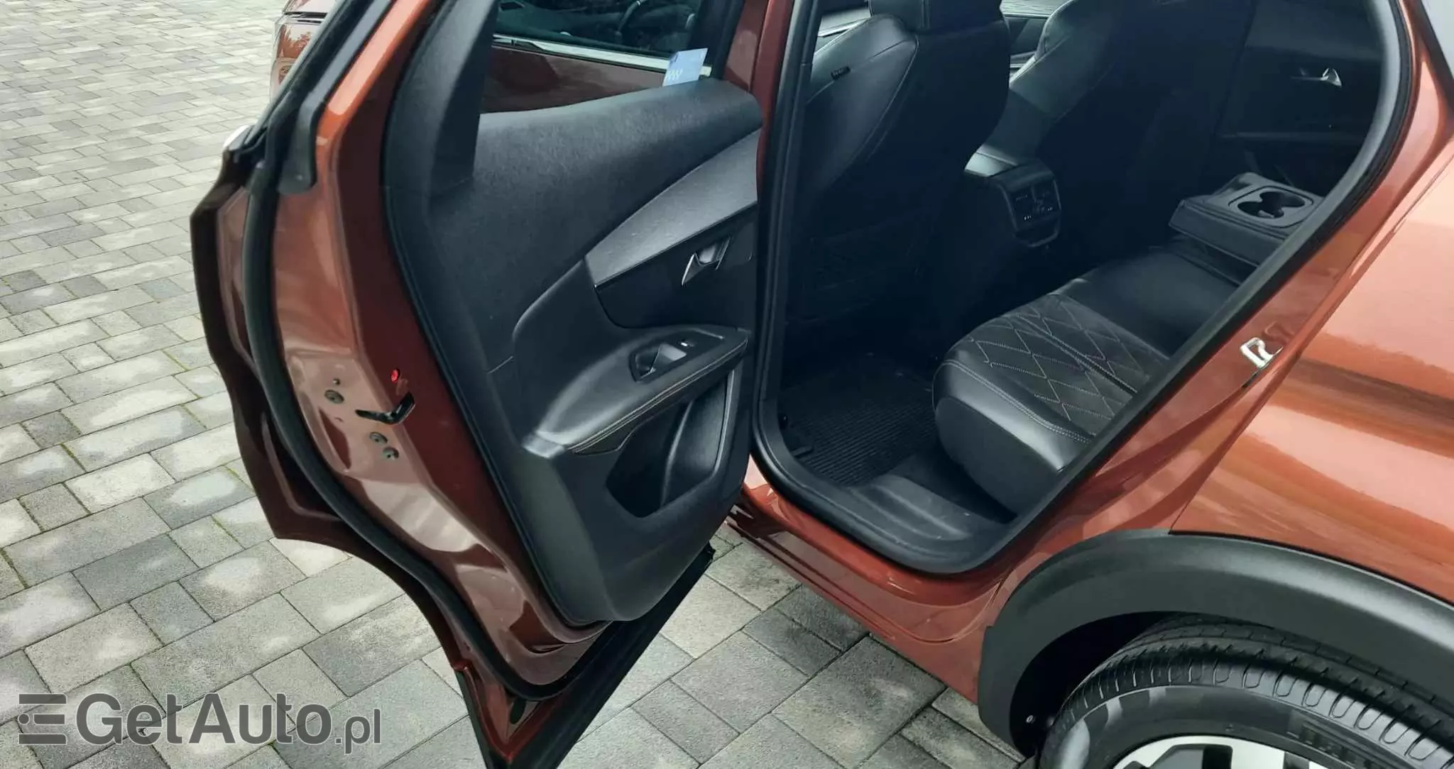 PEUGEOT 3008 2.0 BlueHDi GT S&S EAT6
