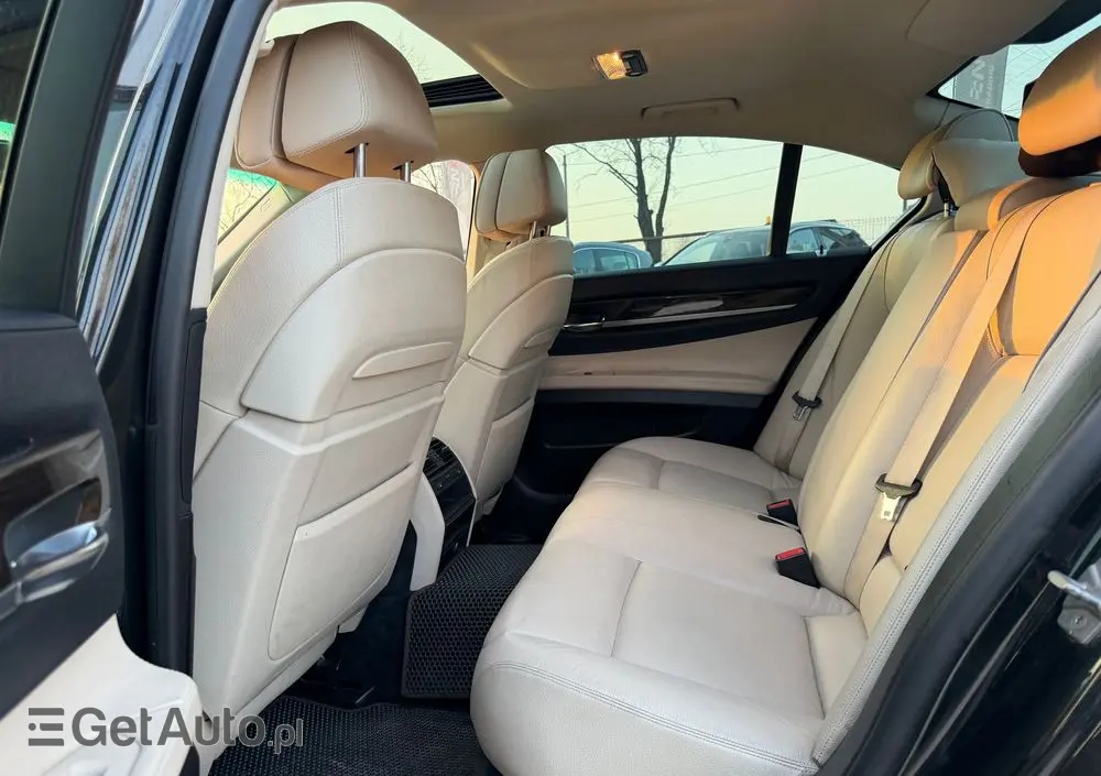 BMW Seria 7 730d