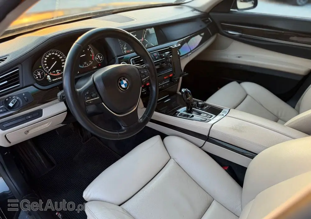 BMW Seria 7 730d