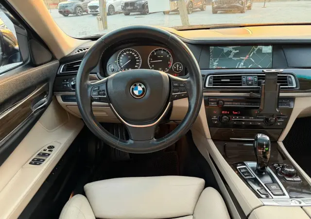 BMW Seria 7 730d