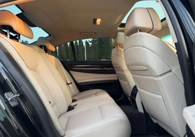 BMW Seria 7 730d
