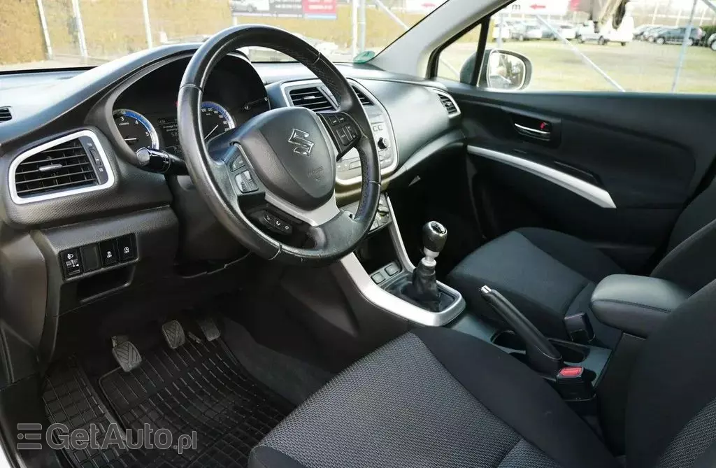 SUZUKI SX4 