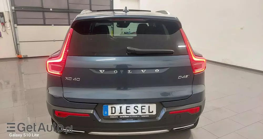VOLVO XC 40 D4 AWD Geartronic Inscription