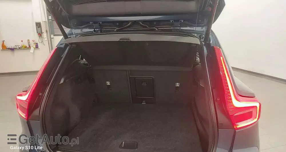 VOLVO XC 40 D4 AWD Geartronic Inscription