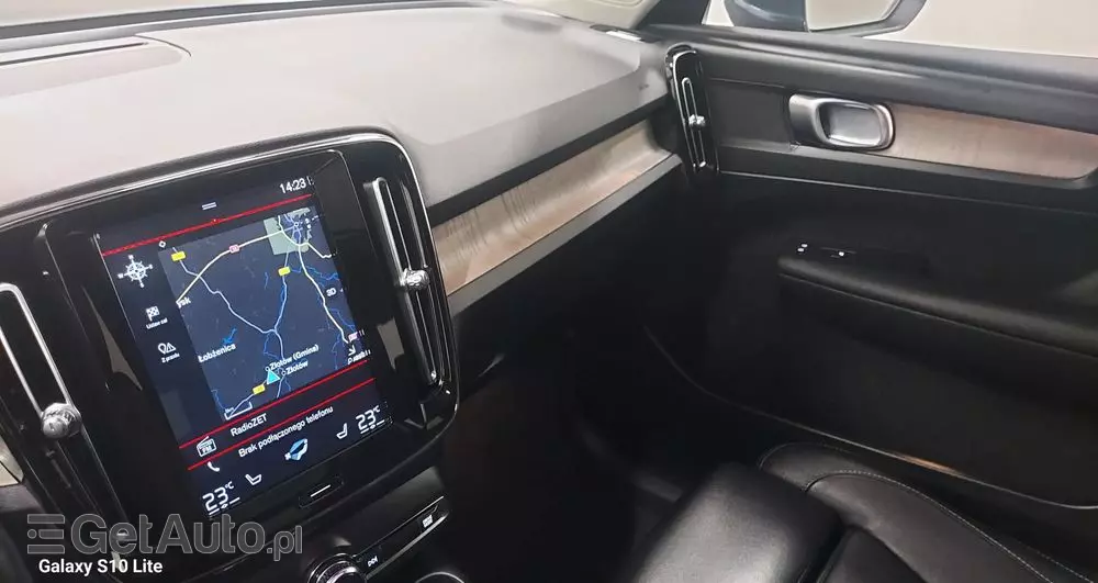 VOLVO XC 40 D4 AWD Geartronic Inscription