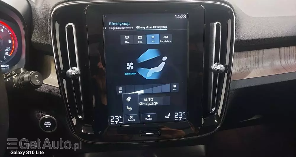 VOLVO XC 40 D4 AWD Geartronic Inscription