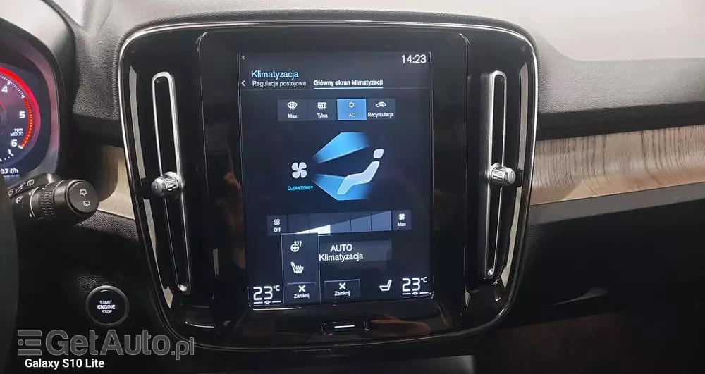 VOLVO XC 40 D4 AWD Geartronic Inscription