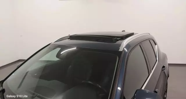 VOLVO XC 40 D4 AWD Geartronic Inscription