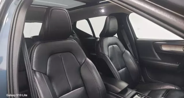 VOLVO XC 40 D4 AWD Geartronic Inscription