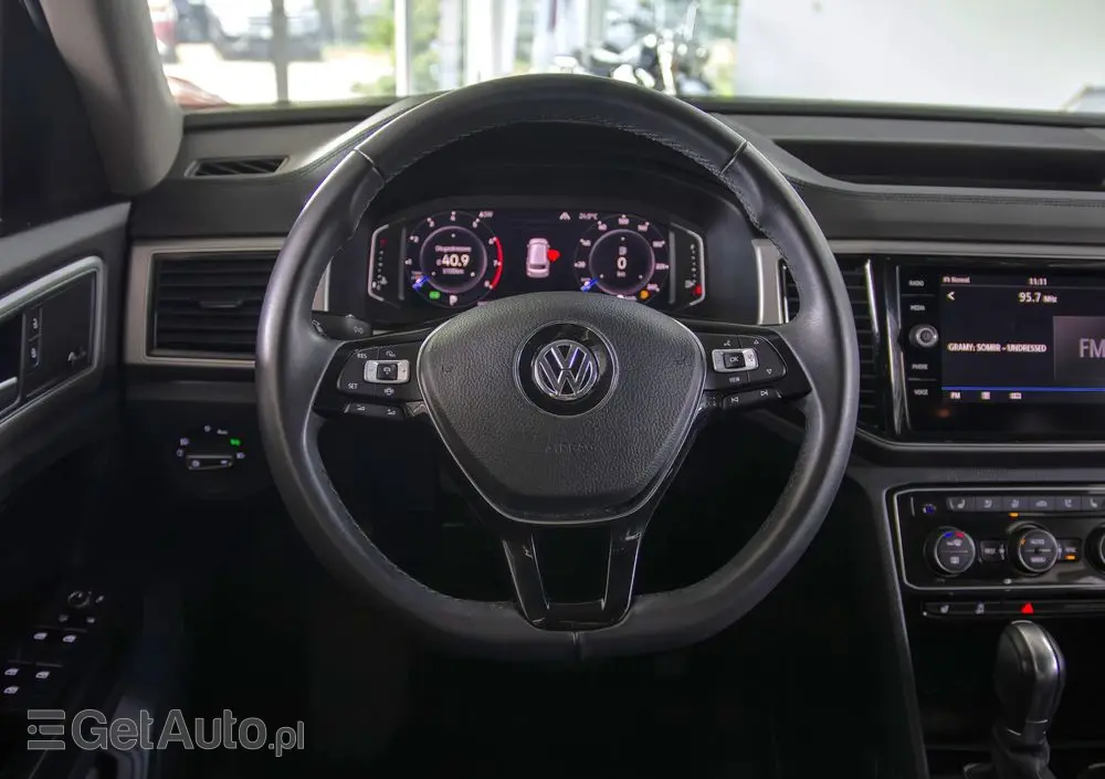 VOLKSWAGEN Atlas 