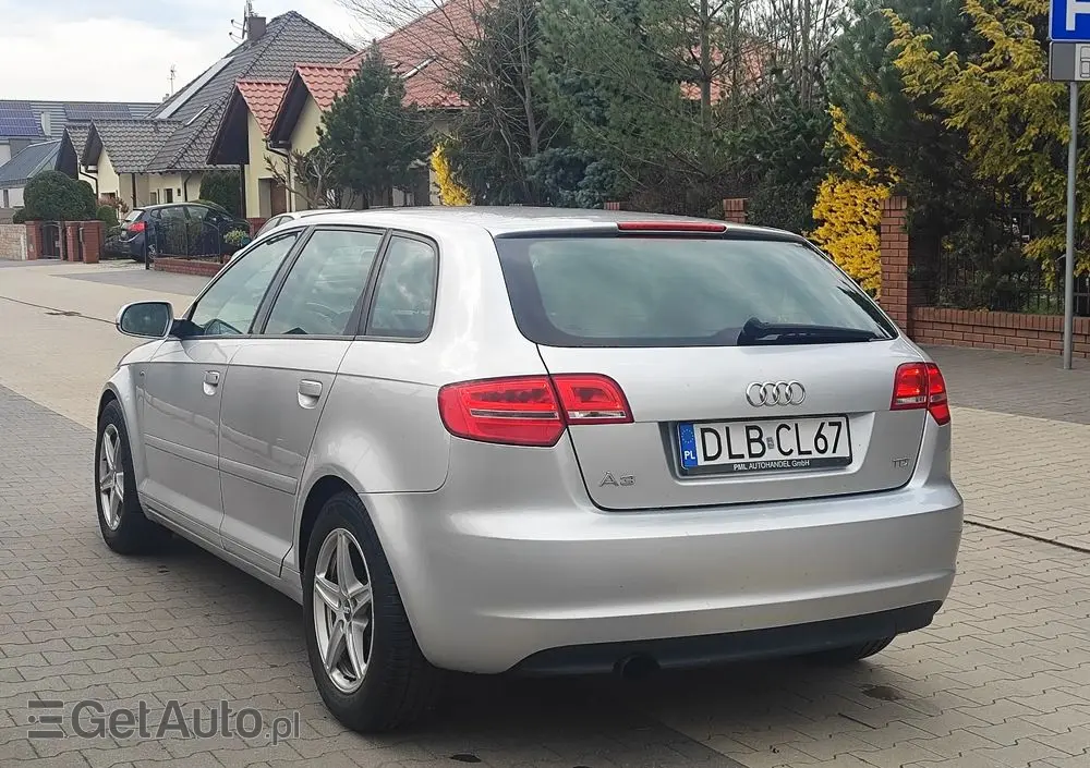 AUDI A3 Sportback 