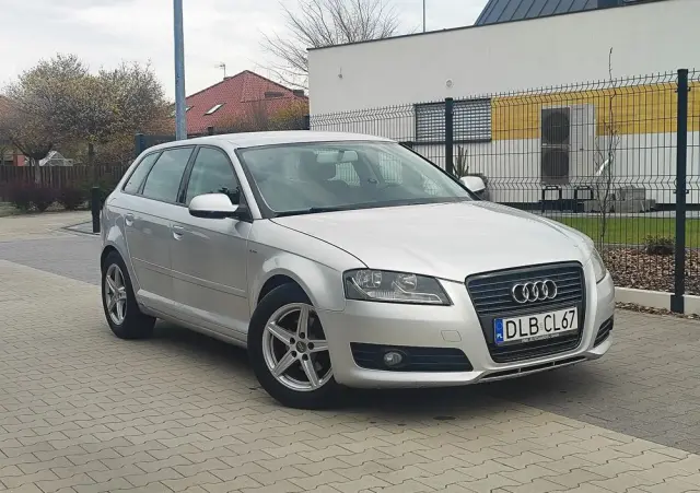 AUDI A3 Sportback 