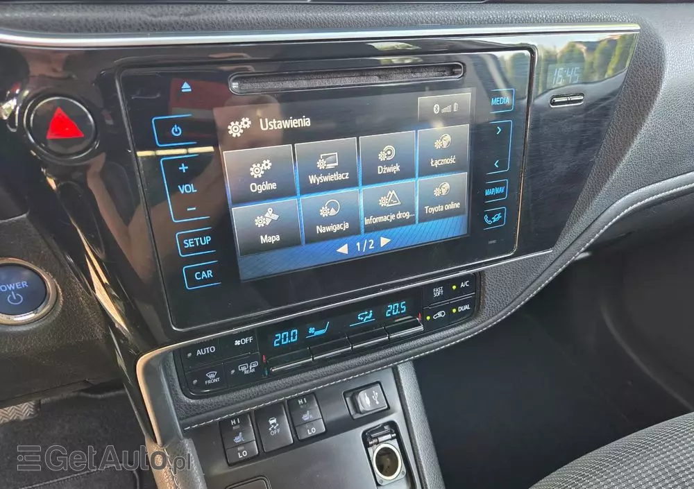 TOYOTA Auris 1.8 VVT-i Hybrid Automatik Executive