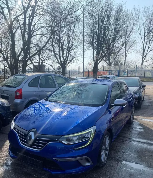 RENAULT Megane 