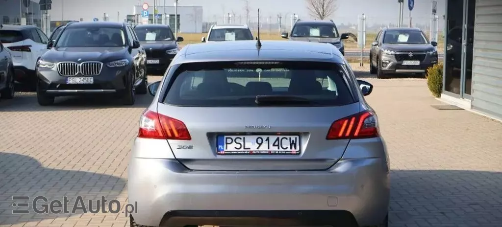 PEUGEOT 308 