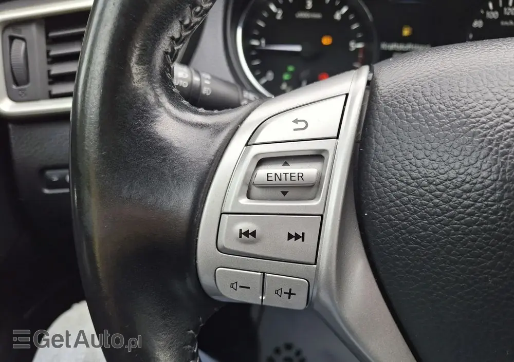 NISSAN Qashqai 1.5 dCi Tekna