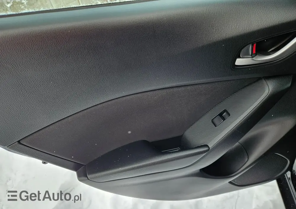 MAZDA 3 SKYACTIV-G 120 Exclusive-Line