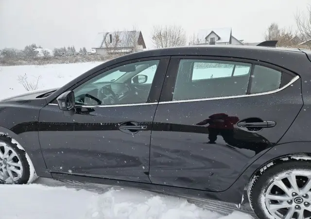 MAZDA 3 SKYACTIV-G 120 Exclusive-Line