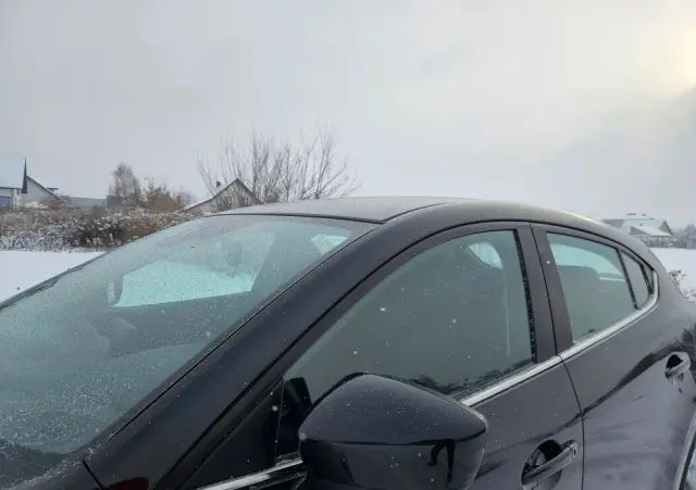 MAZDA 3 SKYACTIV-G 120 Exclusive-Line