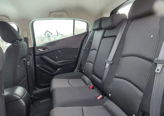 MAZDA 3 SKYACTIV-G 120 Exclusive-Line