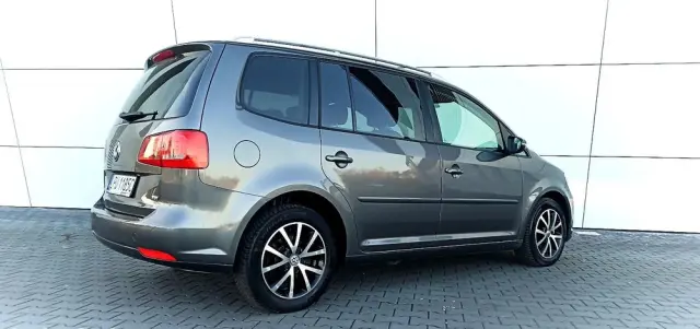 VOLKSWAGEN Touran 1.6 TDI DPF Highline