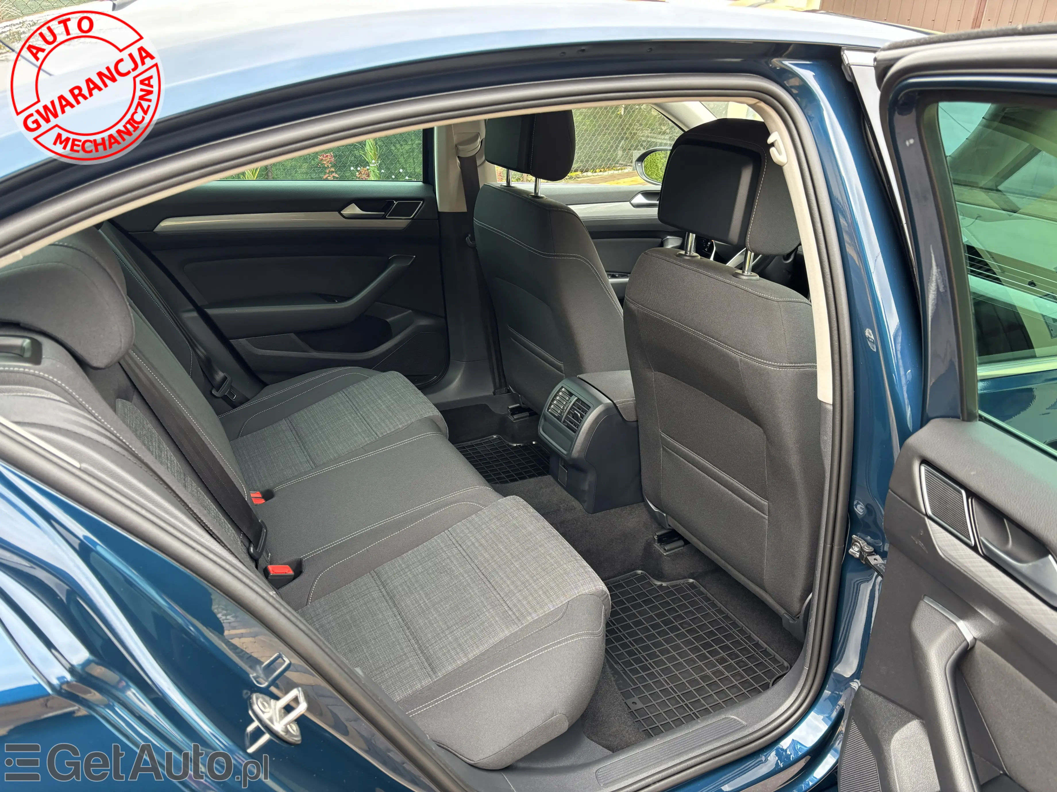 VOLKSWAGEN Passat Business DSG