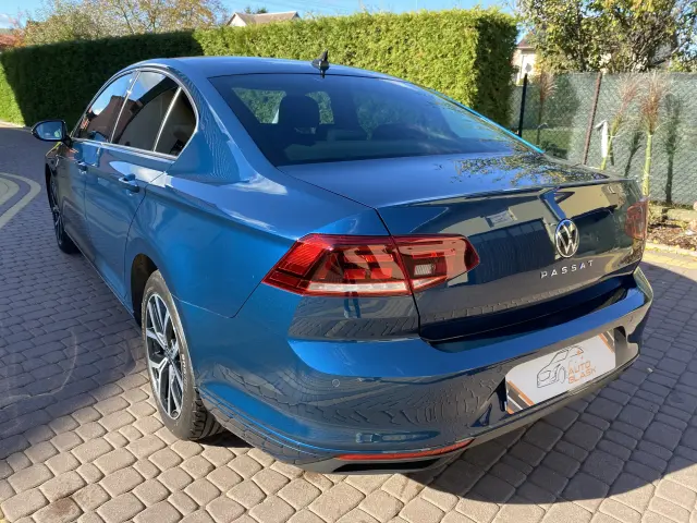VOLKSWAGEN Passat Business DSG