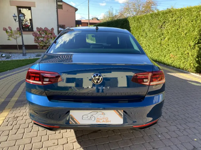 VOLKSWAGEN Passat Business DSG