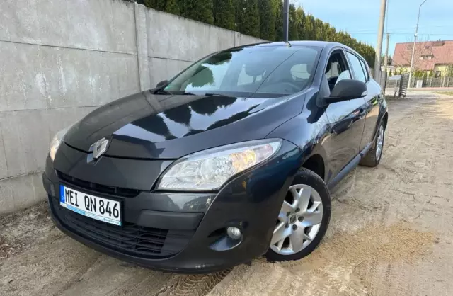 RENAULT Megane 
