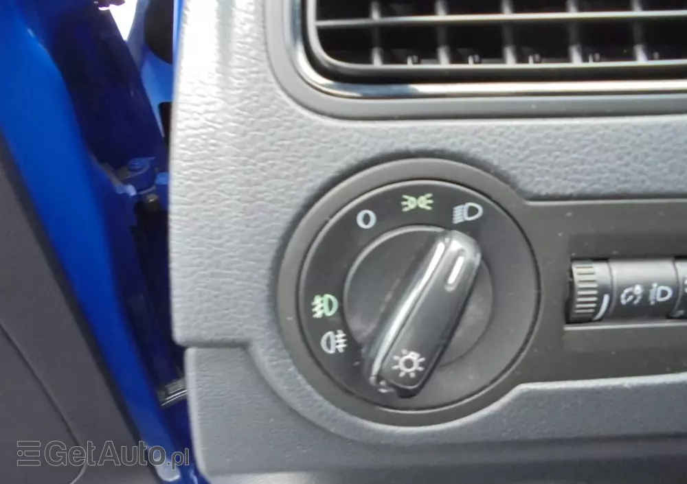 VOLKSWAGEN Polo 1.2 MATCH