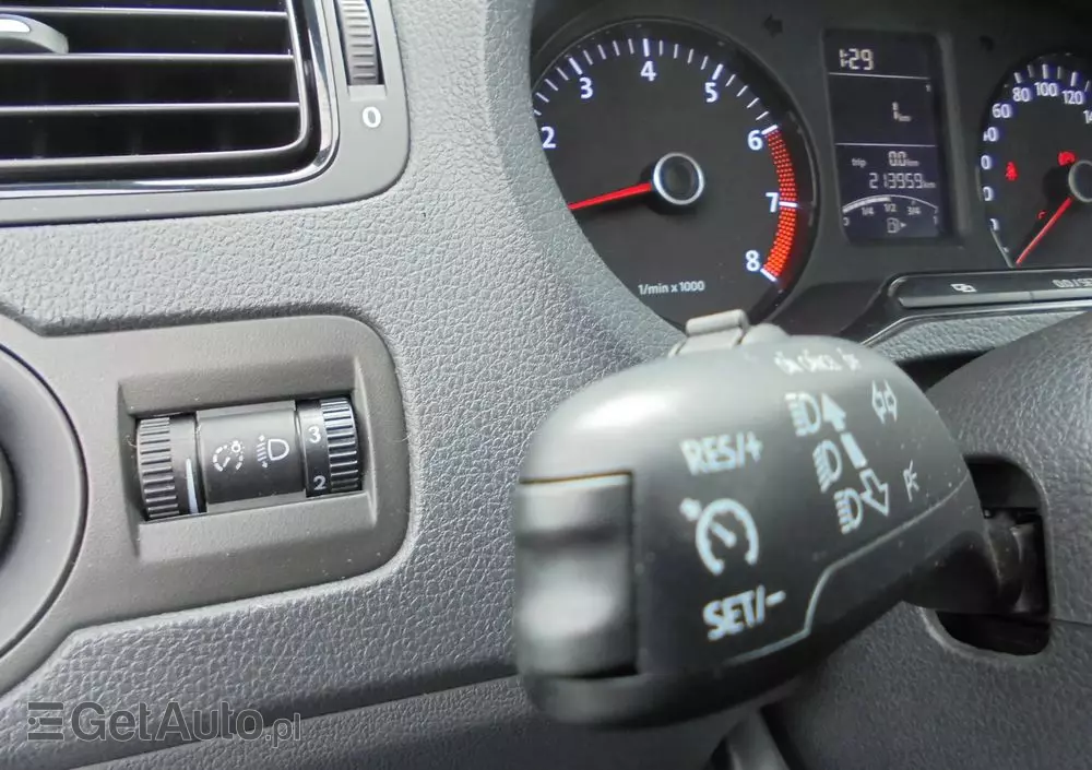 VOLKSWAGEN Polo 1.2 MATCH