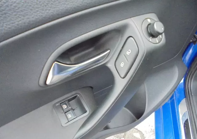 VOLKSWAGEN Polo 1.2 MATCH