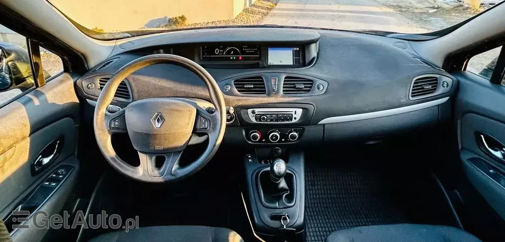 RENAULT Scenic 