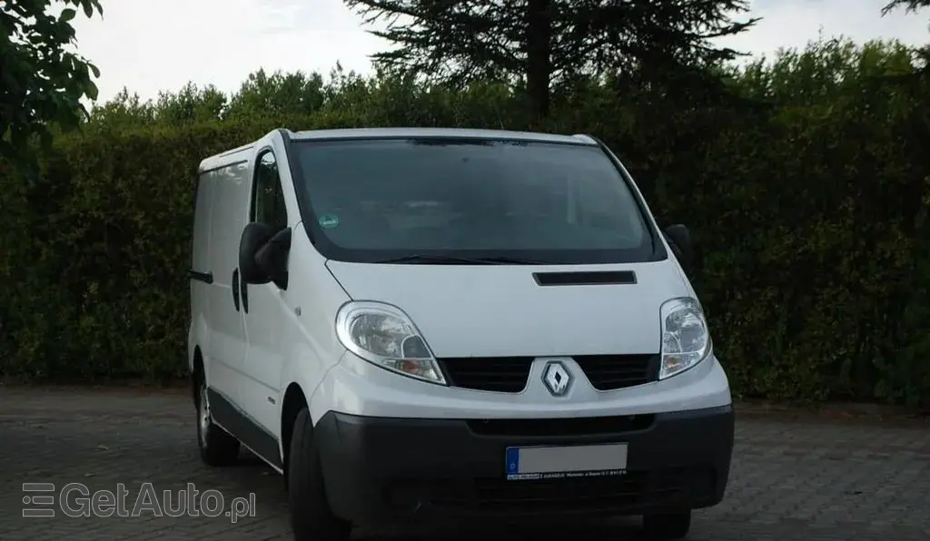 RENAULT Trafic 